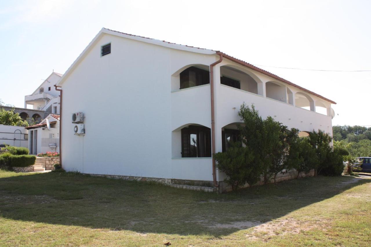 Apartments For Families With Children Lopar, Rab - 10402 Exterior photo
